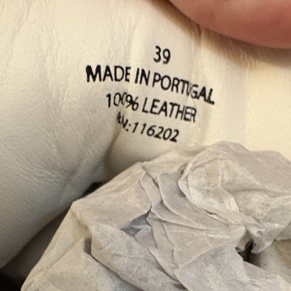 Zadig & Voltaire Women’s White and Black Sneakers - Picture 8 of 10